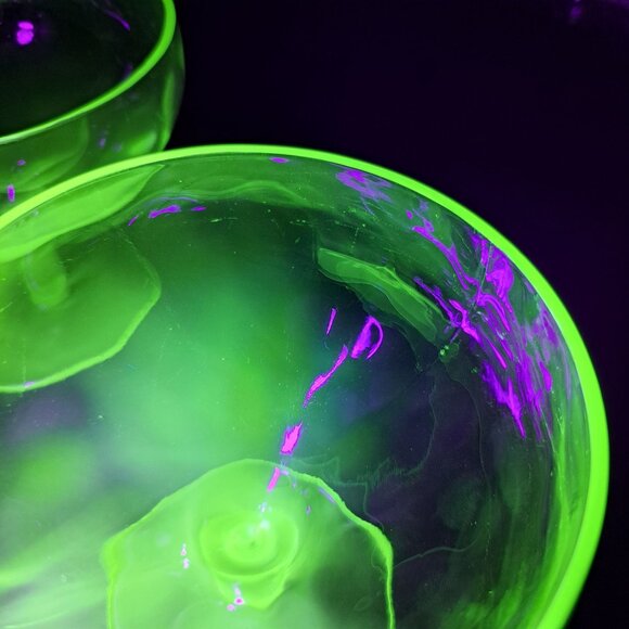 Hazel Atlas Depression Green Uranium Glass Footed Sherbet Dessert Cup - Picture 15 of 16